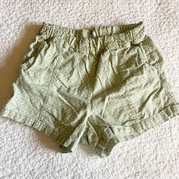 Dip Light Green Women's Pull On Shorts - Picture 2 of 7